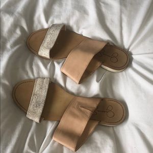 Jessica Simpson Cream & Snake Print Sandals Size 9